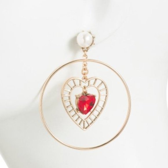 BETSEY JOHNSON Heart & Pearl Orbital Earrings - Picture 2 of 5